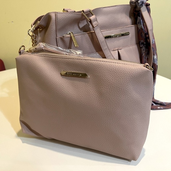 NWT Steve Madden Blush Tote Handbag (includes insert, scarf, & longer handle) - Picture 4 of 13